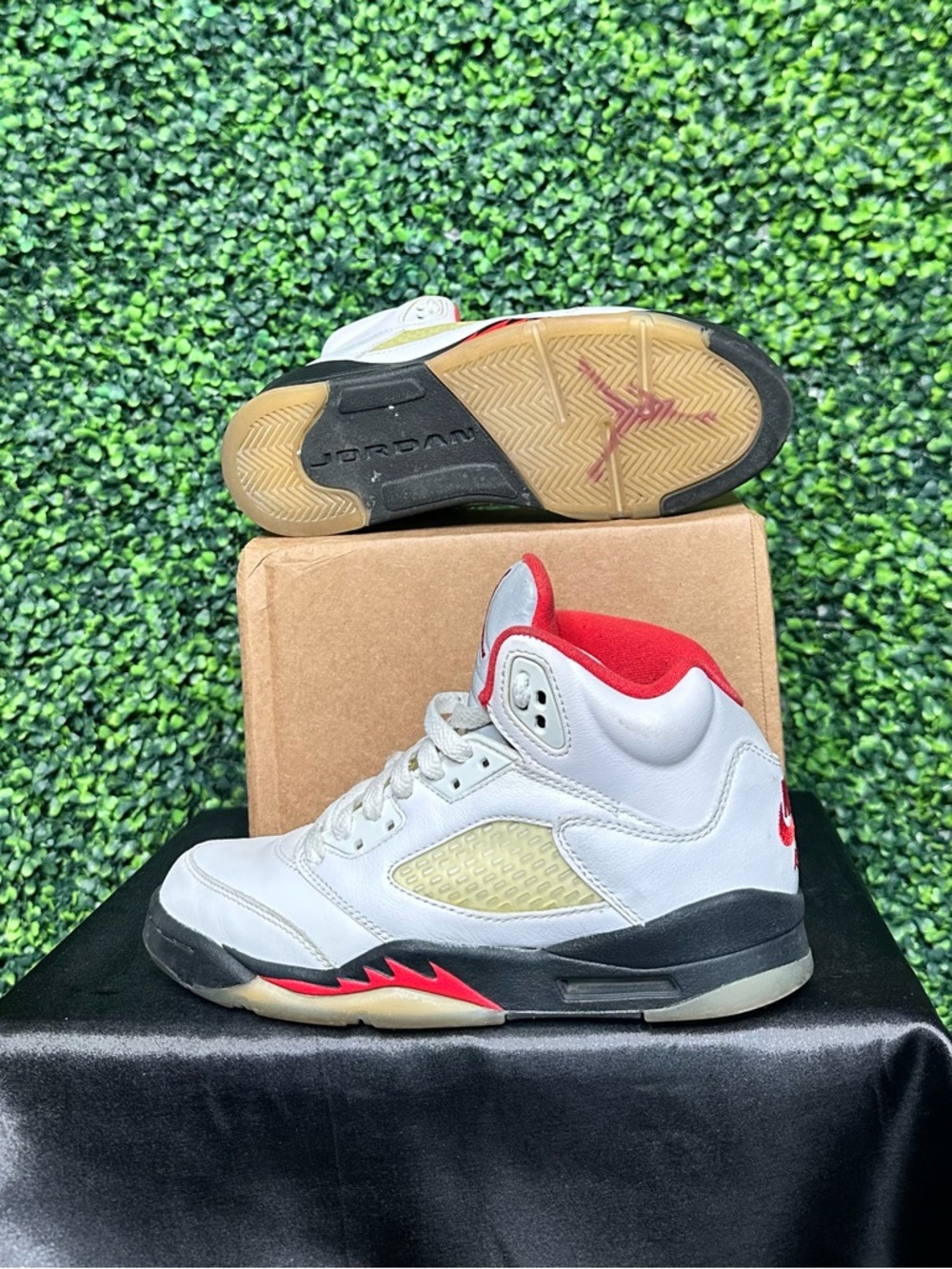 Youth Boys Air Jordan 5 Retro ‘Fire Red Silver Tongue’ 2020